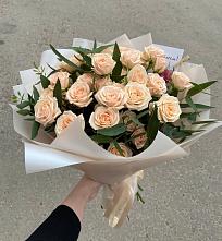 Букет Кремовые розы Латте в Саянский