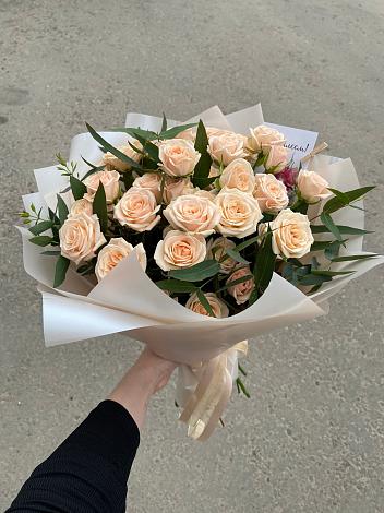 Букет Кремовые розы Латте в Саянский